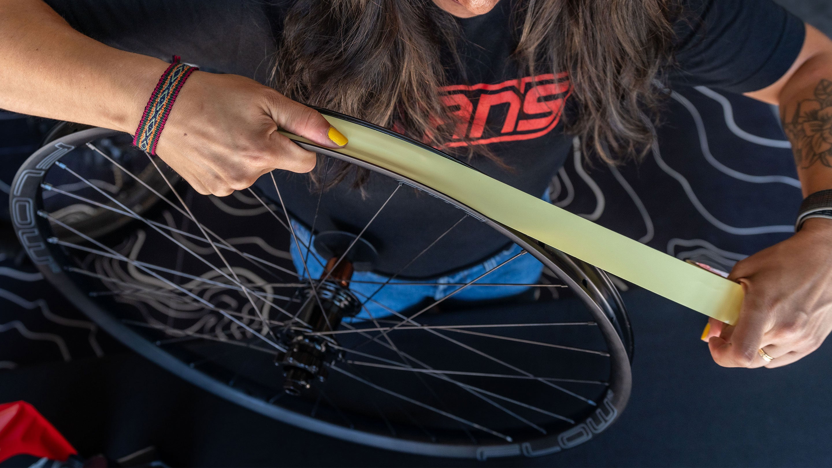 新品未使用 STAN'S NOTUBES FLOW MK4 27.5 2本セット 内幅 30mm